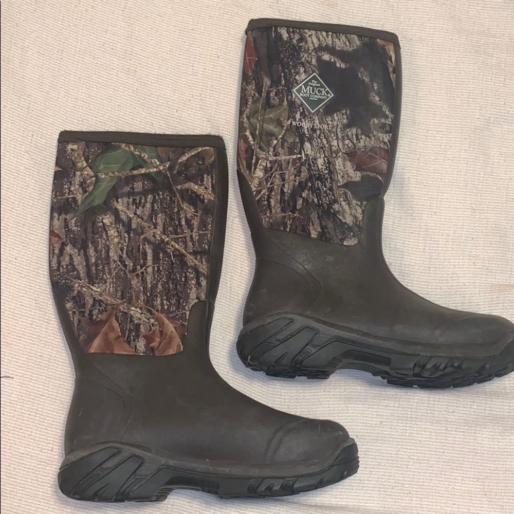 Muck boots